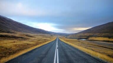 Photo "Whats the MLM Financial Journey: From Start to Success?"
