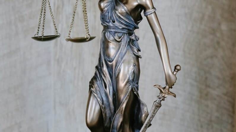 Photo "What Legal Protections Do I Need in MLM?"