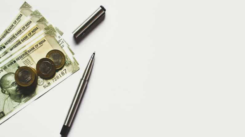 Photo "How Do I Handle Income Disclosure Responsibly?"