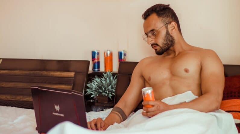 Photo "How Do I Create Viral MLM Content?"