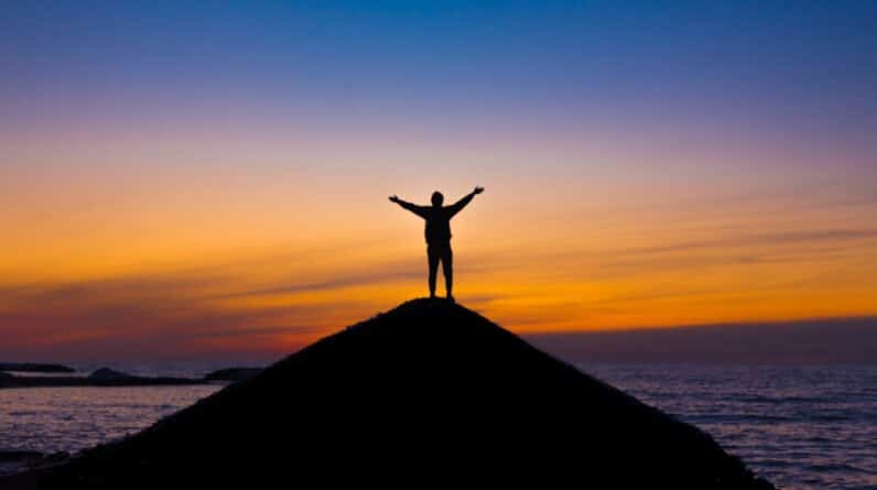 Photo "What Are the Benefits of Personal Development in MLM?"
