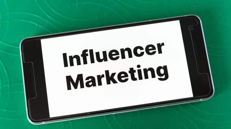 Photo "How Can You Use Influencer Partnerships to Boost Your MLM Business?"