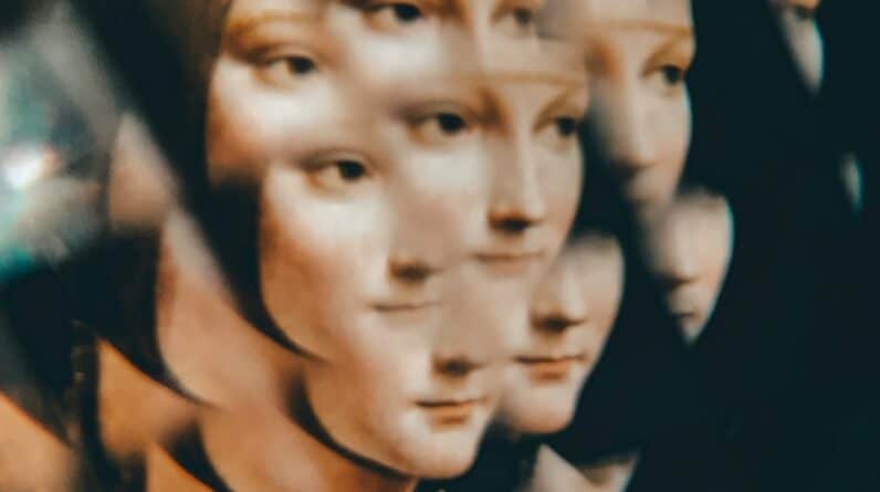 Photo "What Are the Best Ways to Use Artificial Intelligence in MLM?"