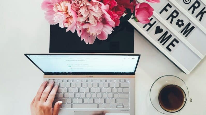 Photo "How Can I Use Social Media to Boost My MLM Business?"