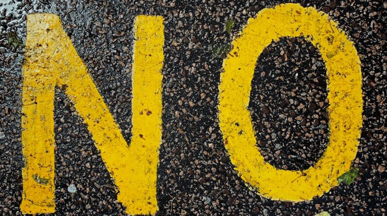 Photo "How Do I Handle Rejection in MLM Recruitment?"