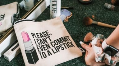 Photo "What Trends Should I Follow in Fashion MLM?"