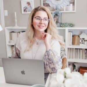 Photo "How Did She Build a Million-Dollar MLM Business?"