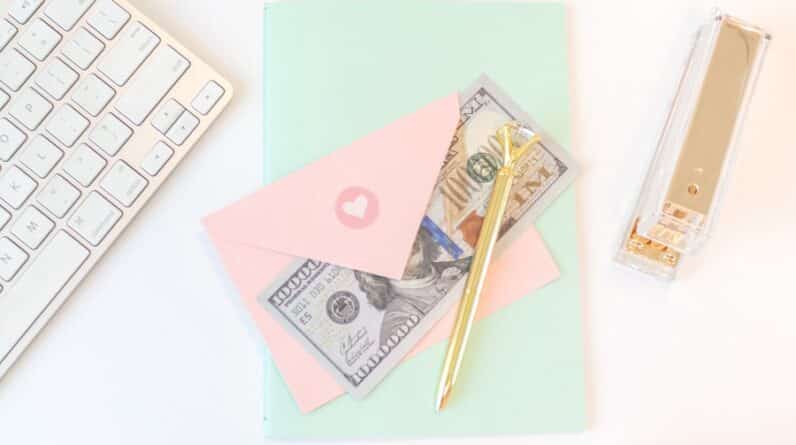Photo "How Do I Create a Budget for My MLM Business?"