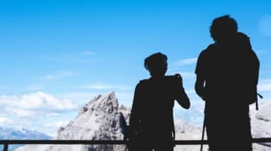 Photo Whats the Role of Mentorship in MLM Training?