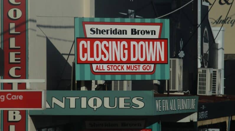 Photo "How Do I Navigate MLM During Economic Downturns?"
