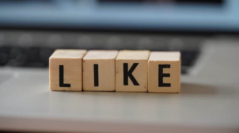Photo "How Can I Use Social Media to Build MLM Community?"