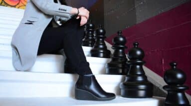 Photo "What Role Does Emotional Intelligence Play in MLM?"