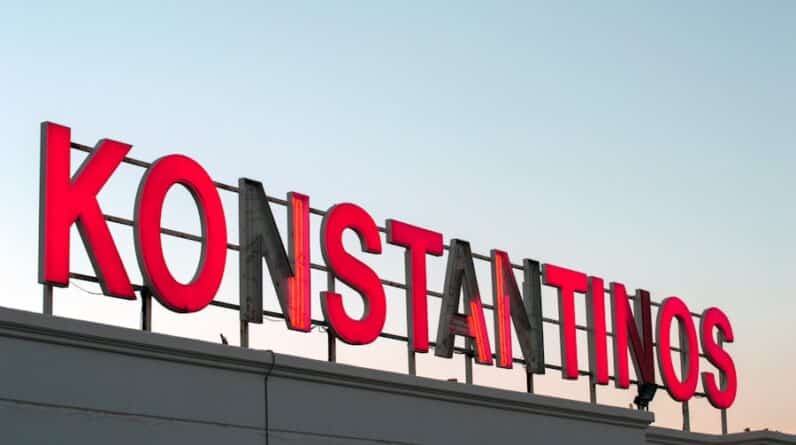 Photo "Why Is Consistency Key in MLM Branding?"