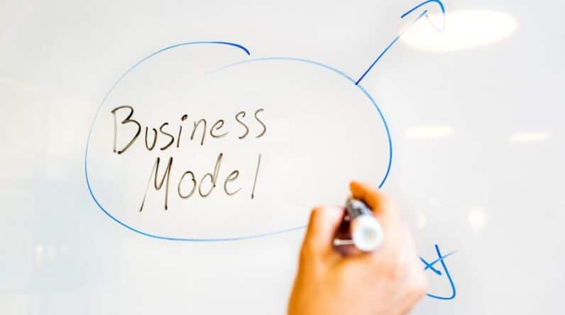 Photo "Whats the Importance of a Customer-Centric MLM Business?"