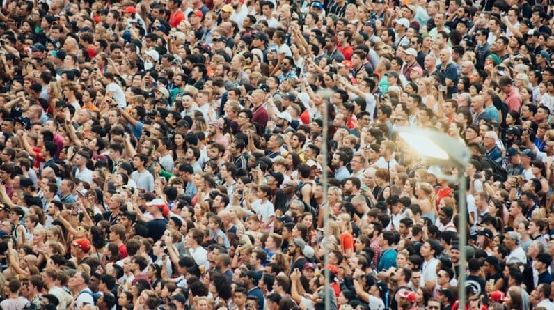 Photo "How Can I Use Social Proof to Boost MLM Sales?"